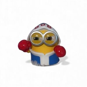 Minions bedtime story Boxing fundamentals resin plastic sculpture blue /red NWT